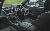 15 LUC Bentley Bentayga Range Rover 2021 0076