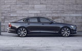2020 Volvo S90 Recharge plug-in hybrid 