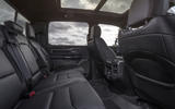 4-RAM-1500-Laramie-5.7-V8-2018-FD-interior-rear