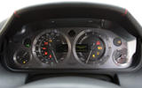 Aston Martin V8 Vantage 2005 - dials