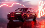 85 BMW iX M60 2022 reveal light paint