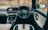 86 BMW M3 vs Audi RS3 saloon 2021 M3 cabin