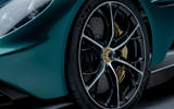 Официальный представитель Aston Martin Valhalla 91 представил легкосплавные диски