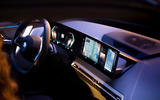 94 BMW i Drive 8th generation official images displays
