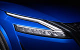 95 Nissan Qashqai 2021 official reveal headlights