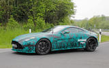 Aston Martin Vantage 2024 камуфляж передняя четверть1