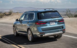 bmw x7 xdrive40i 03 back tracking