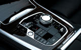 bmw x7 xdrive40i 12 controls
