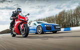 Audi R8 vs Ducati Panigale