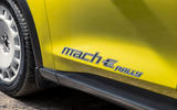 Изображение сбоку Ford Mustang Mach E Rally 2023