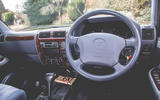 2000 Toyota Land Cruiser dashboard