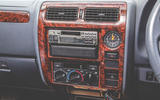 2000 Toyota Land Cruiser centre console
