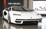Lamborghini Countach LPI 800 4 (68)
