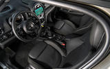 Mini Countryman S E Cooper All4 front seats