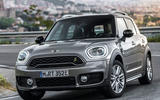 Mini Countryman S E Cooper All4 cornering