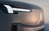 Деталь фары Volvo EM90