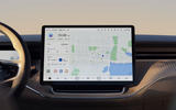 Информационно-развлекательная система Volvo EM90