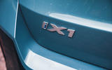 Значок BMW iX1