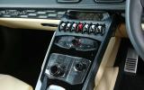 Lamborghini Huracan LP610-4 centre console