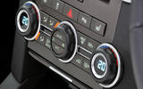 Land Rover Discovery climate control