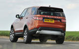 Land Rover Discovery rear cornering