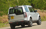 Land Rover Discovery rear cornering