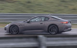 maserati granturismo folgore 02 panoramique latéral