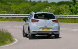 mazda 2 avis 2023 02 virage arrière