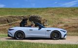 mercedes amg sl63 essai routier 2023 12 toit