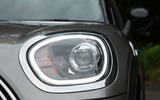 Mini Countryman S E All4 LED headlights