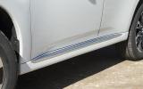 Mitsubishi Outlander PHEV side skirt