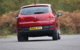 Peugeot 3008 rear cornering