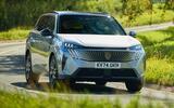 Peugeot 5008 hybrid front three quarter lead