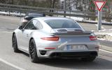 Porsche 911 Turbo - first spy shots