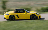 porsche gt4 rs sypder review 02 panning roof up