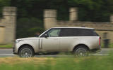range rover 2022 002 panning