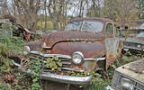 PLYMOUTH DELUXE - 1947