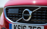 Volvo V40 front grille
