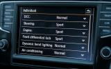 Volkswagne Golf GTI infotainment 