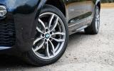 Comparison: BMW X4 versus Porsche Macan