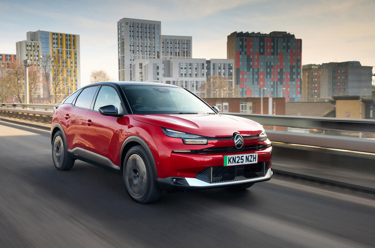 01 Citroën e C4 2025 essai conduite avant