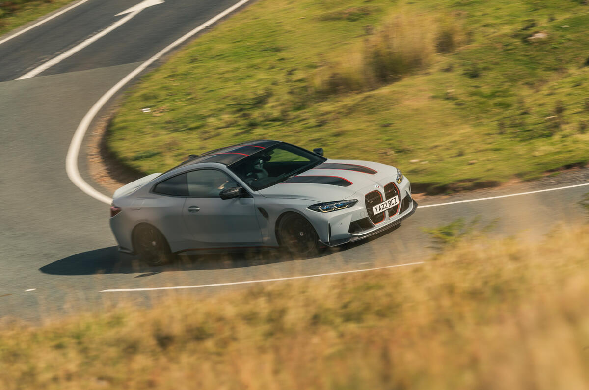 03 BMW M4 CSL RT 2022 side corner