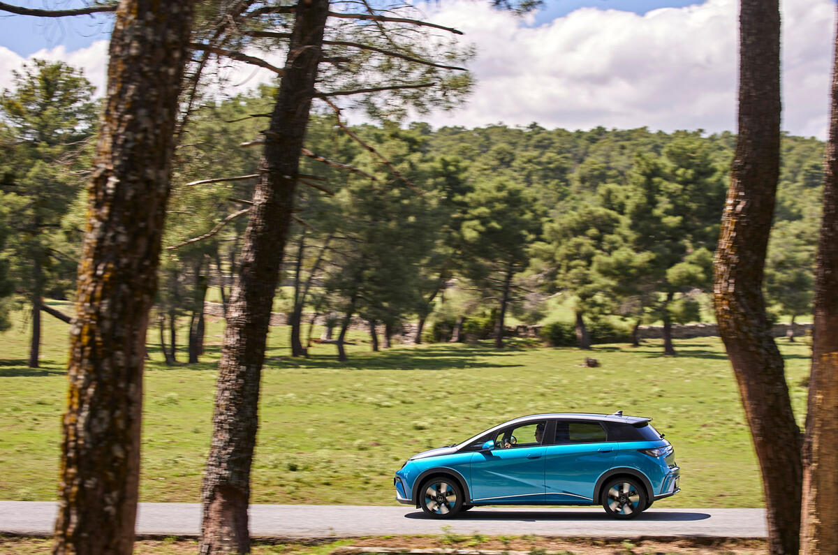 03 BYD Dolphin FD 2023 side driving