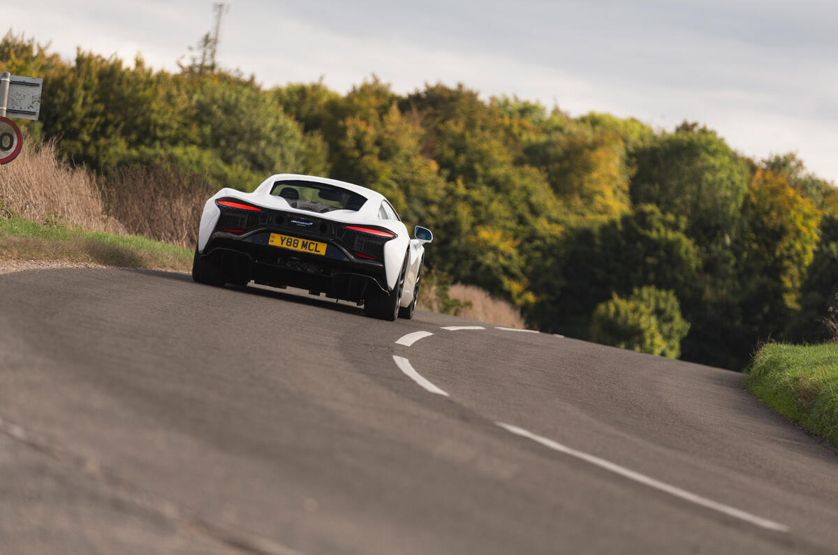 03 McLaren Artura RT 2022 rear corner