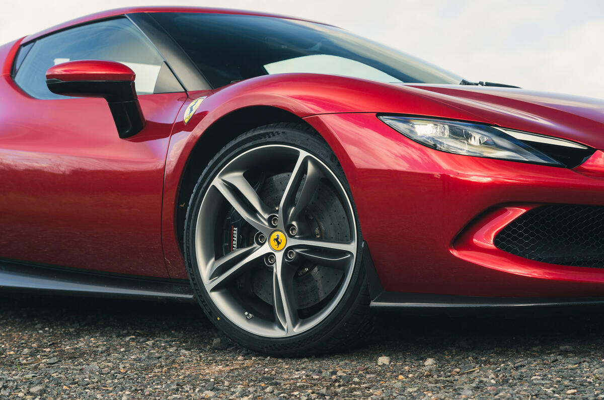 05 Ferrari 296 GTB RT 2023 wheel