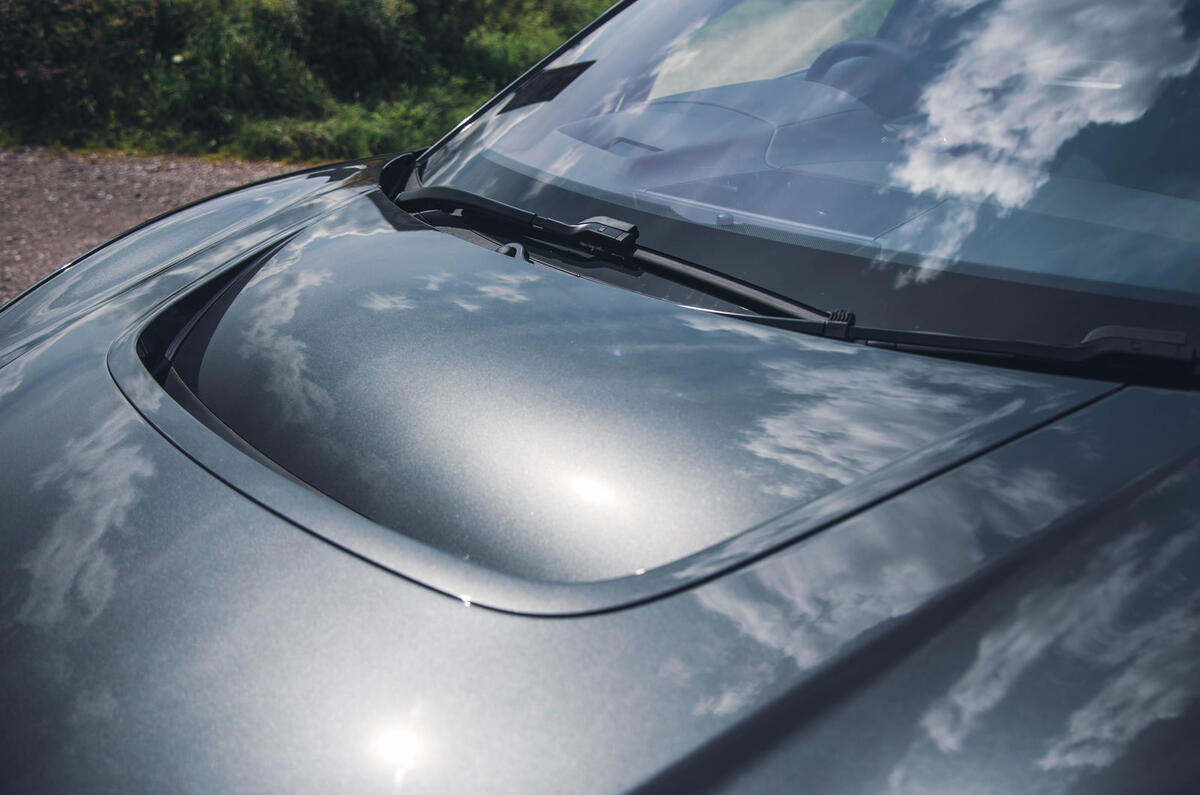 06 Jaguar i Pace Sport 400 RT 2023 bonnet air duct