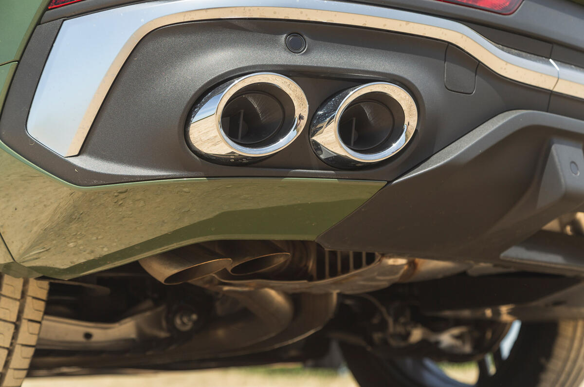 07 Audi SQ5 Sportback RT 2022 fake exhaust