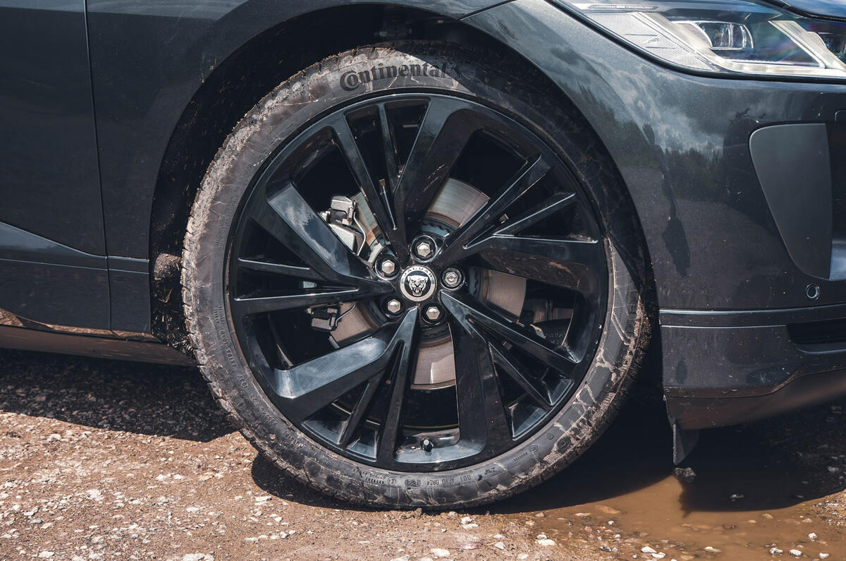 07 Jaguar i Pace Sport 400 RT 2023 front wheel