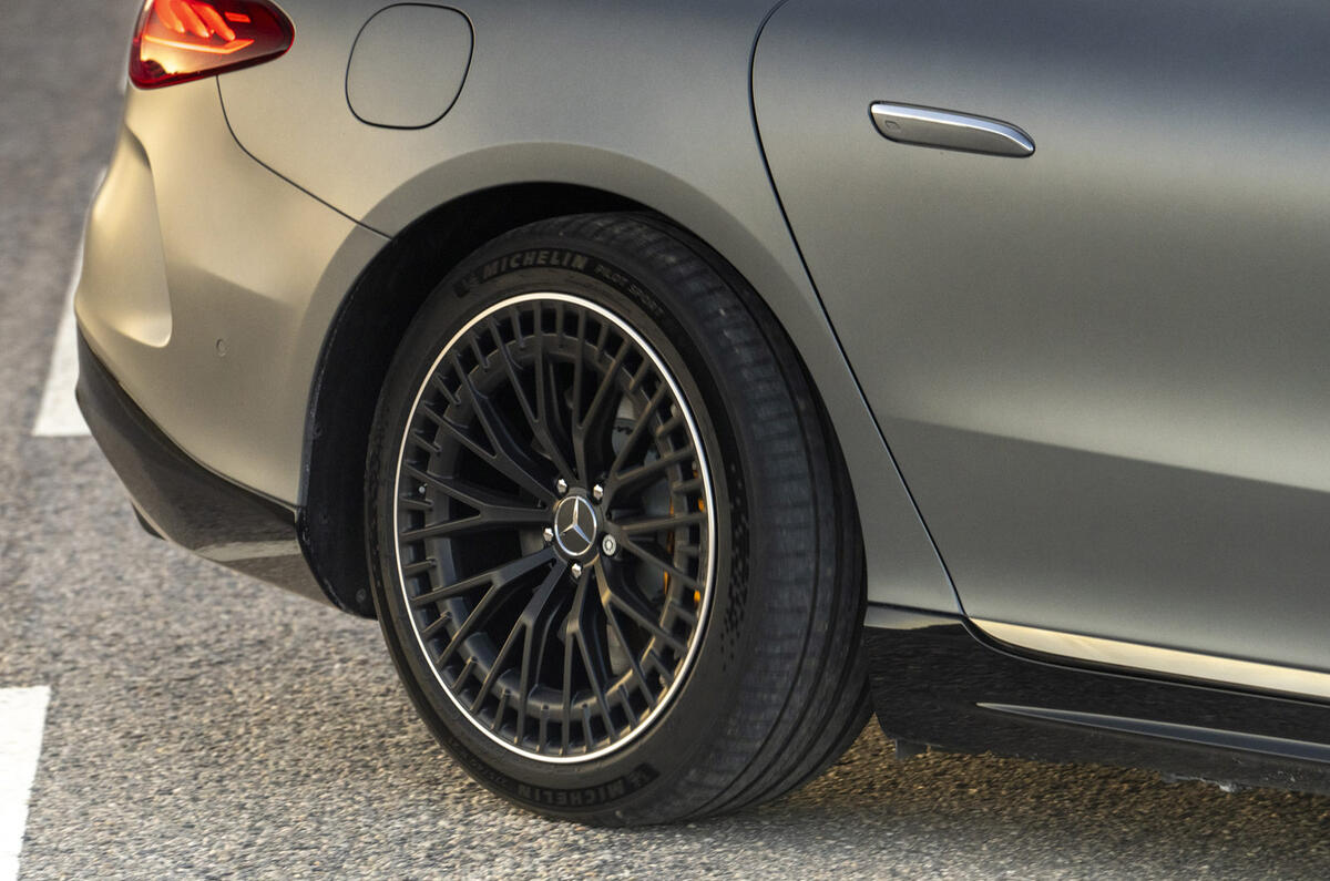 07 Mercedes AMG EQS 53 2022 RT rear steer