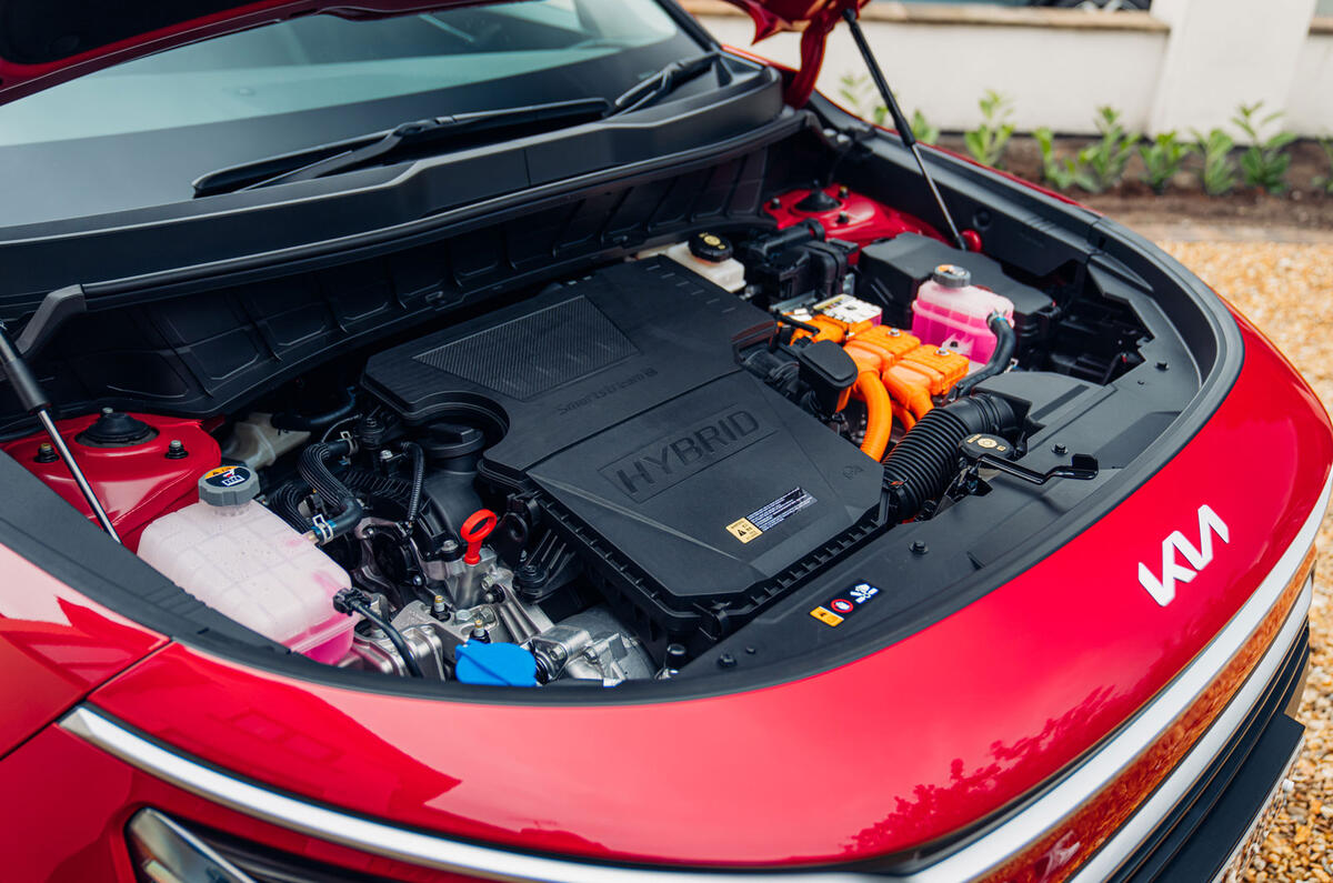 07b Kia Niro HEV FD 2022 18in engine